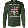 Image of T-shirt chrétien de croix patriotique de drapeau américain