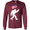 Image of Bigfoot avec le drapeau américain drôle 4ème de juillet T-shirt
