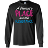Image of Un endroit féministe est dans le tee-shirt de résistance des vêtements de Womens