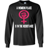 Image of La place d'une femme est dans la chemise de résistance