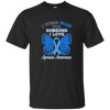 Image of Je porte un t - shirt bleu pour quelqu'un que j'aime.